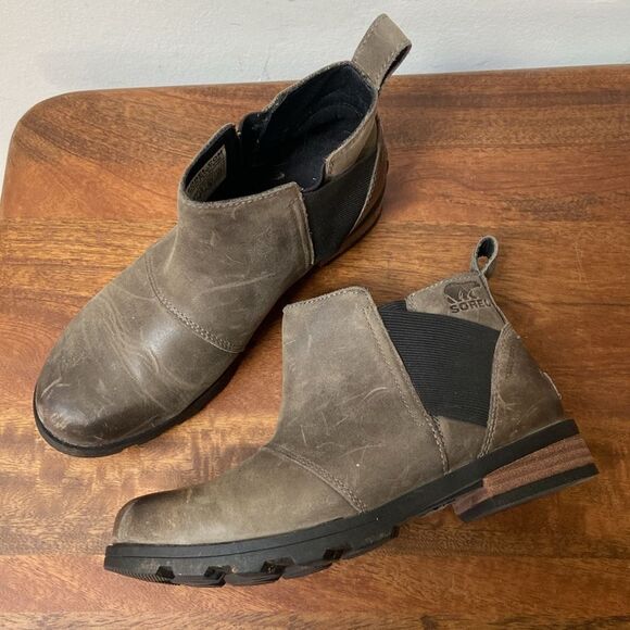 Sorel Emelie Chelsea Leather Boots - Picture 9 of 9